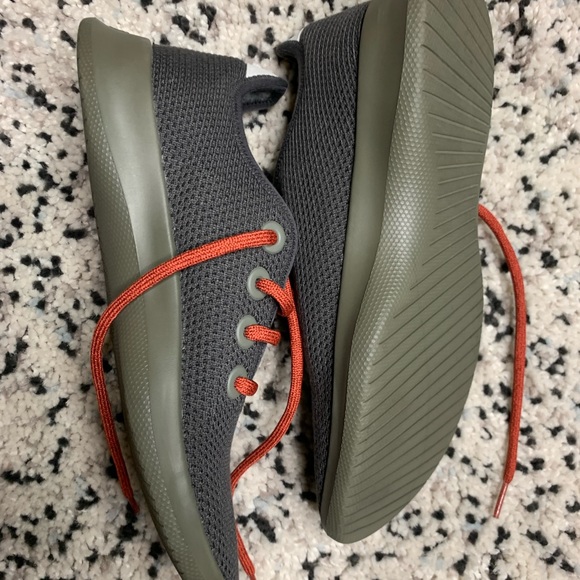 Allbirds Tree Dasher Olive Green Sneakers W9 - Picture 2 of 6